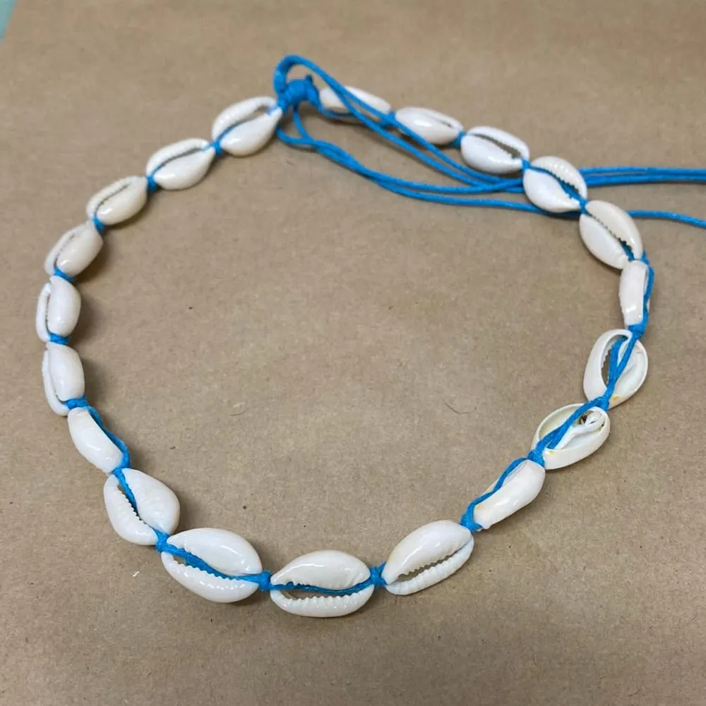 Cowrie Shell Necklace (1) - 1 size fits all - Blue
