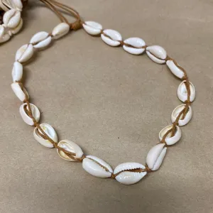 Cowrie Shell Necklace (1) - 1 size fits all - Tan