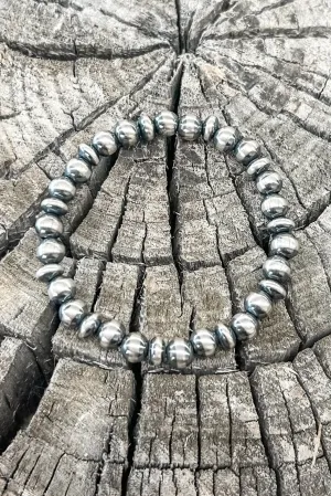 Graduated Navajo Pearl Stretch Bracelet