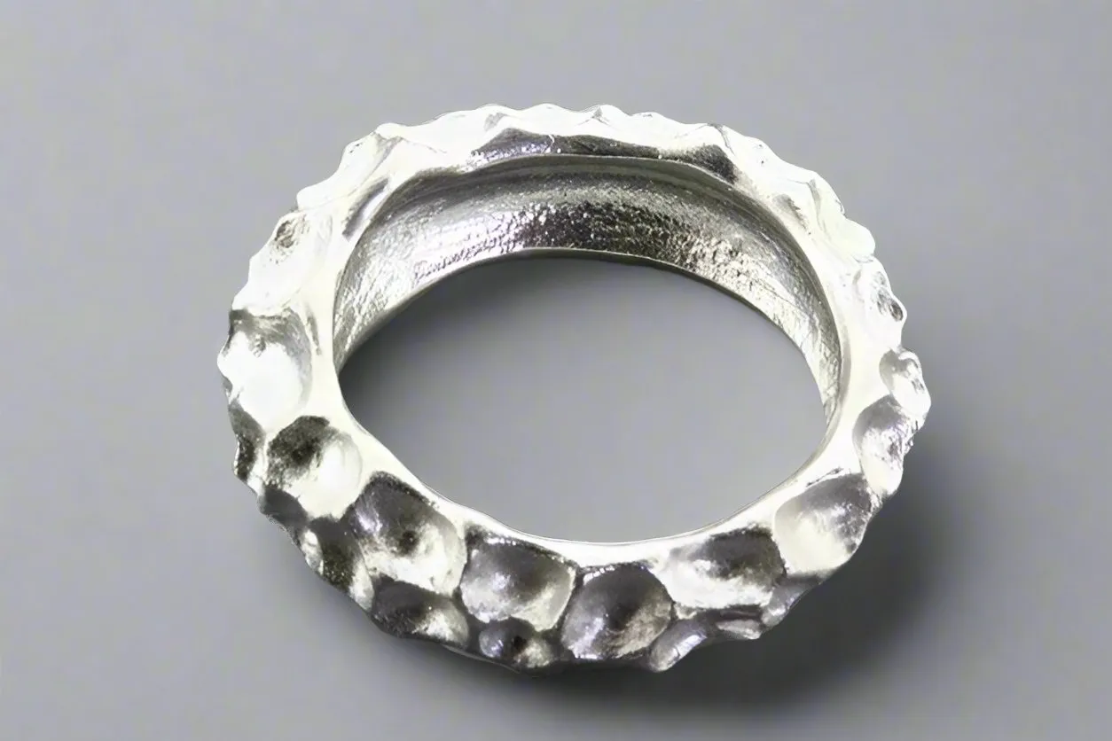 Narrow lunar band - sterling silver