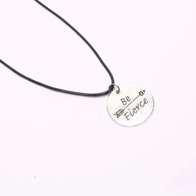 Vintage Silver Metal Wild Free Letters Round Pendant Choker Necklace For Women Men Silver Necklace Trendy Jewelry Bijoux