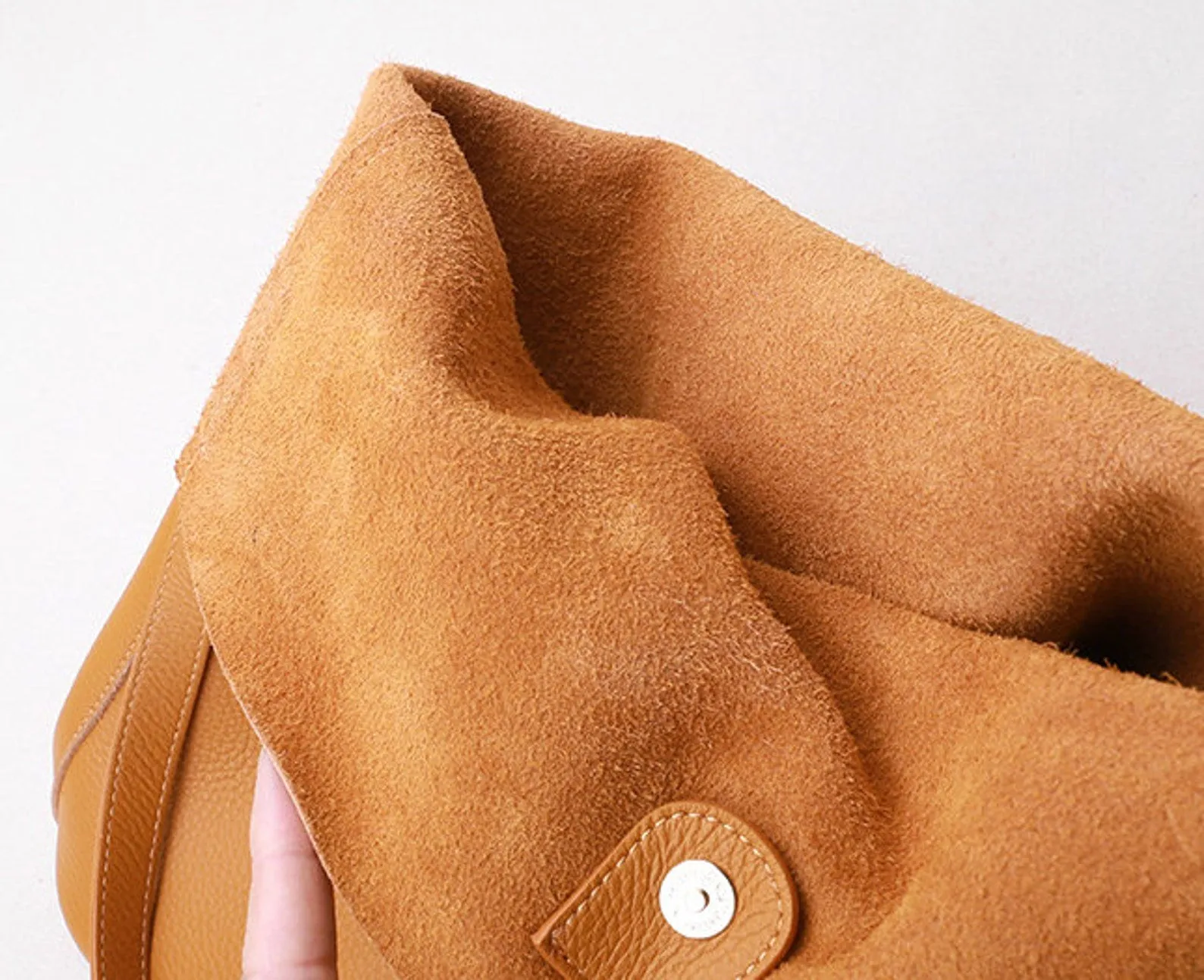 Women Handcrafted Leather Tote Bag Soft Leather Bucket Bag